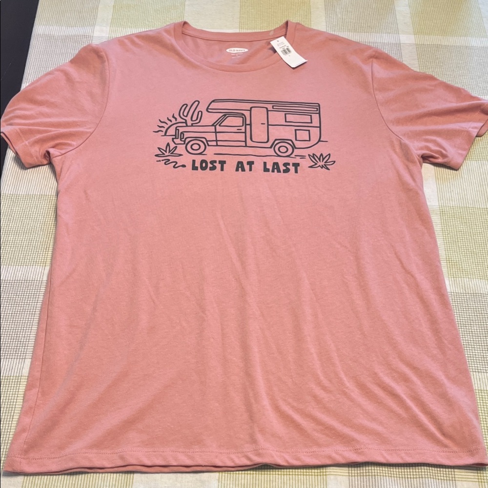 Old Navy Men's Coral Graphic Tee